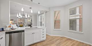 Heritage at Lakeside Gallery 8