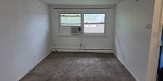 404 Kent Road Gallery 1