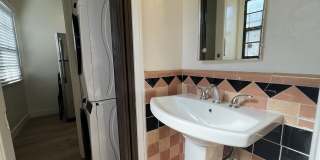 4956 S San Vicente Blvd Gallery 25