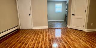 Gorgeous 3-Bedroom Townhome in Juniata! Available NOW! Gallery 6