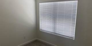 425 Falls Pointe - 1 Gallery 28