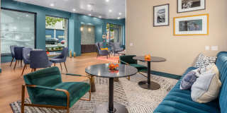 Dorian Gallery 34