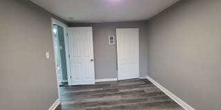 2 bedroom 1 bath townhouse for rent in the West End Gallery 14