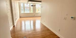 2033 W Broad St Gallery 23