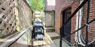 41 Pickney St Gallery 27