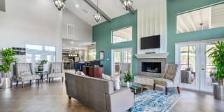 Lakes of Northdale Apartments Gallery 17