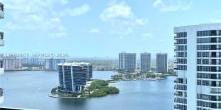 3500 Mystic Pointe Dr Gallery 1