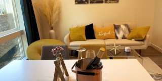 Charming 3BR Townhome in Seattle Gallery 6