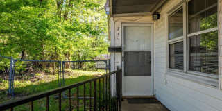 713 Oakwood Gallery 4