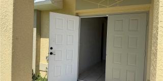 305 NW 22nd Place Gallery 2