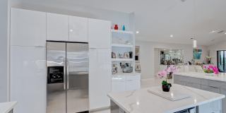 156 Coventry Place Gallery 23