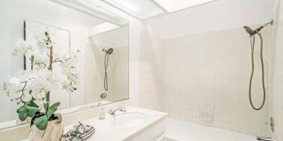 3674 Oakwood Ter Apt 202 Gallery 11
