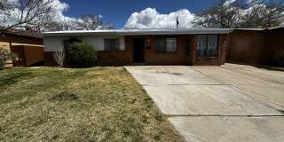 908 Faye Place Northeast Gallery 1