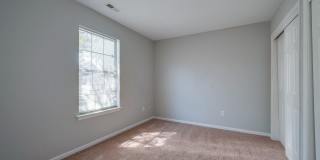 1st Floor Primary Bedroom - Kiln Creek Gallery 18