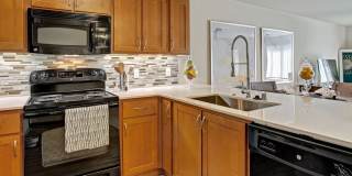 Echo Lake Apartments Gallery 2
