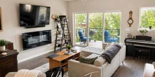 Super Cute Townhome in a Fantastic Location - 54 Cheyenne Blvd Gallery 4