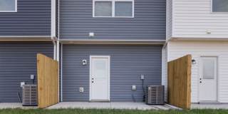 Large 2 Bedroom Luxury Townhome For Rent Near Billy Dunlop Park! Gallery 41