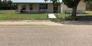 Country living close to town in Portales! Gallery 1