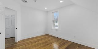 30 Cypress Street Gallery 20