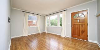 Picture-perfect 3BR/2BA brick bungalow In East Nashville! Gallery 10