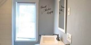 323 Bainbridge St Gallery 15