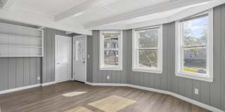635 Crane Street Gallery 12