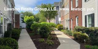 Luxurious Colonial Green Townhome with Garage Gallery 4