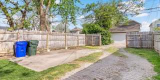 866 E Starr Avenue Gallery 25