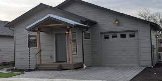Gorgeous 2-Bedroom, 2-Bath Home In Eugene! Gorgeous 2-Bedroom, 2-Bath Home In Eugene! Gallery 3