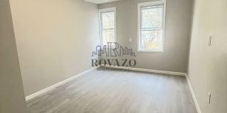 291 West Runyon Street Gallery 3