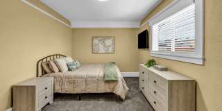 FULLY FURNISHED & BEAUTIFULLY REMODELED CLASSIC HOME NEAR UNR WITH UNBEATABLE I-80 ACCESS Gallery 41