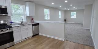 102 E CLEMENTS BRIDGE Road Gallery 1