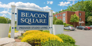 Beacon Square Gallery 16