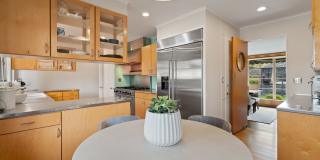 Iconic California Ranch Home by Architect Birge Clark in Leland Manor, Palo Alto Gallery 15
