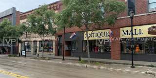 417 Dousman Street - 7 Gallery 1