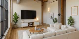 Off Broadway Apartments Gallery 1