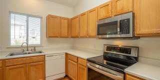 Clover Creek Home with Low-Maintenance Backyard & Community Pool Gallery 6