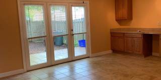 3 Bedroom 2.5 Bath Townhouse Gallery 8