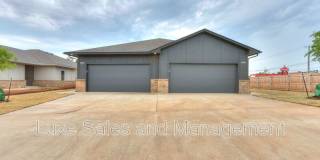 8024 NW 110th Dr Gallery 1