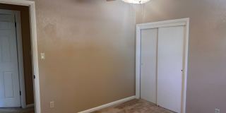 Pleasant Valley 5 Bedroom Gem with AC! Gallery 16