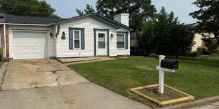Introducing your dream home in the heart of Virginia Beach! Gallery 1