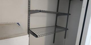 315 Walnut St Gallery 13