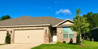 ***1/2 OF FIRST MONTH FREE IF YOU MOVE IN BEFORE 10/1*** Gallery 1
