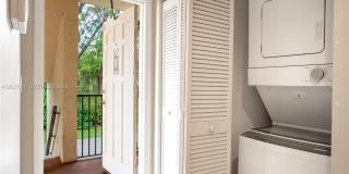 150 S Hollybrook Ter Gallery 16