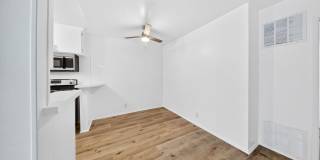351 S. Manhattan Pl. Gallery 17