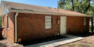 3 Bed, 1 Bath brick home located in Highpoint! Gallery 17