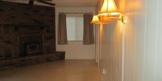 3/2 w/Large Back Yard in Village West! Gallery 8