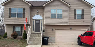 Split Foyer with a Fenced Backyard! Gallery 1