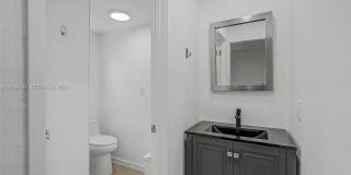 5917 SW 62nd Ter Gallery 20
