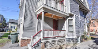 739 University Avenue Gallery 22